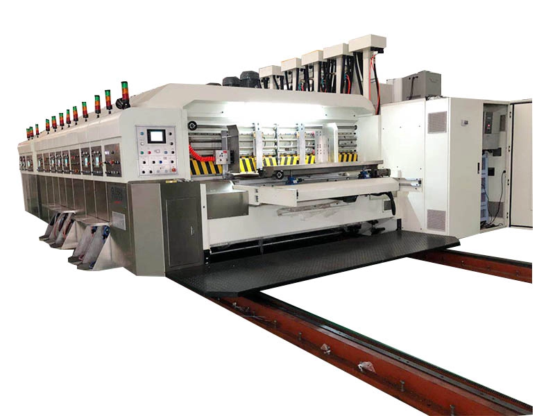 Máquina troqueladora y ranuradora de impresión flexográfica computarizada