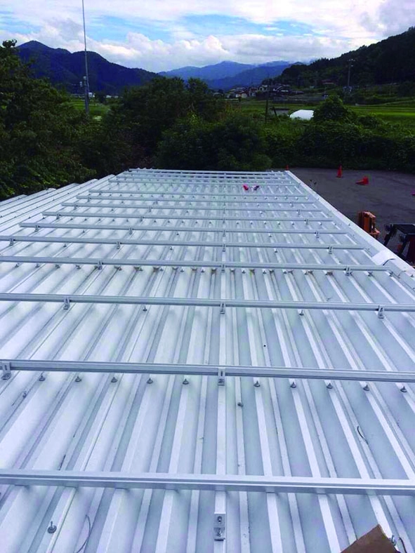 Rieles de montaje de aluminio para techo de energía solar