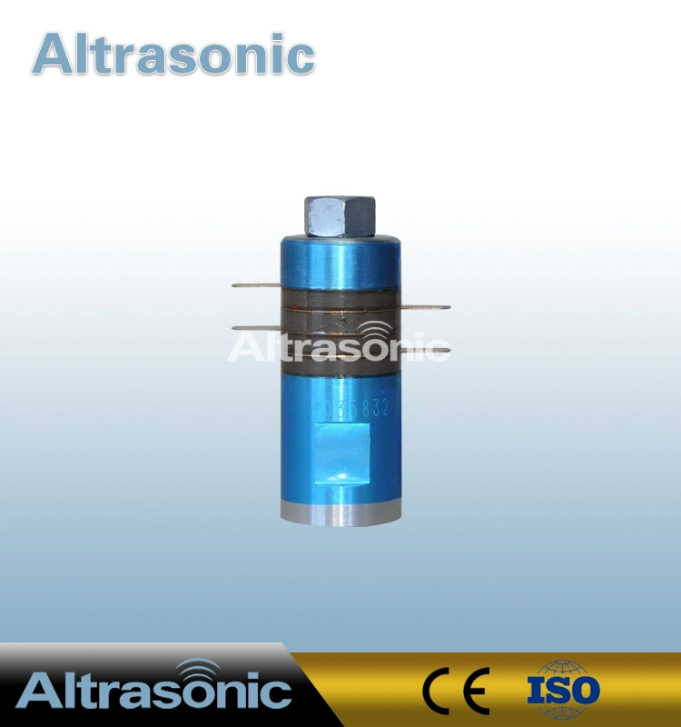 3030-4Z 700W Transductor ultrasónico M10 conectado