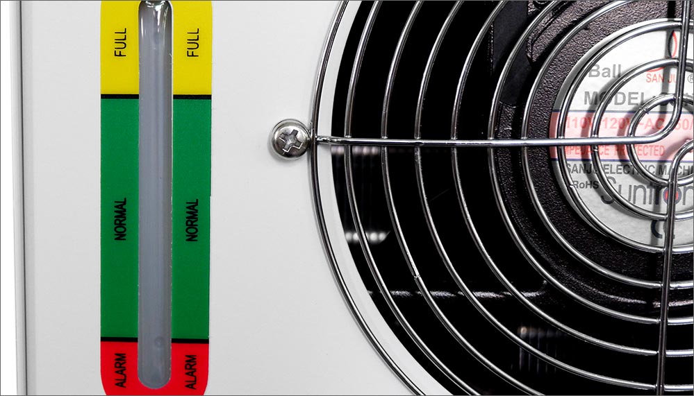 ventilador de refrigeración y medidor de nivel de agua