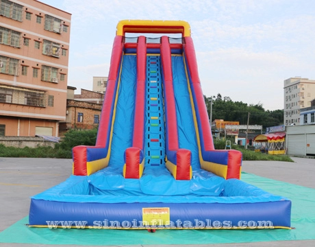 Tobogán de agua inflable gigante de 10 m de altura para adultos hecho de material de lona de pvc de 0,55 mm