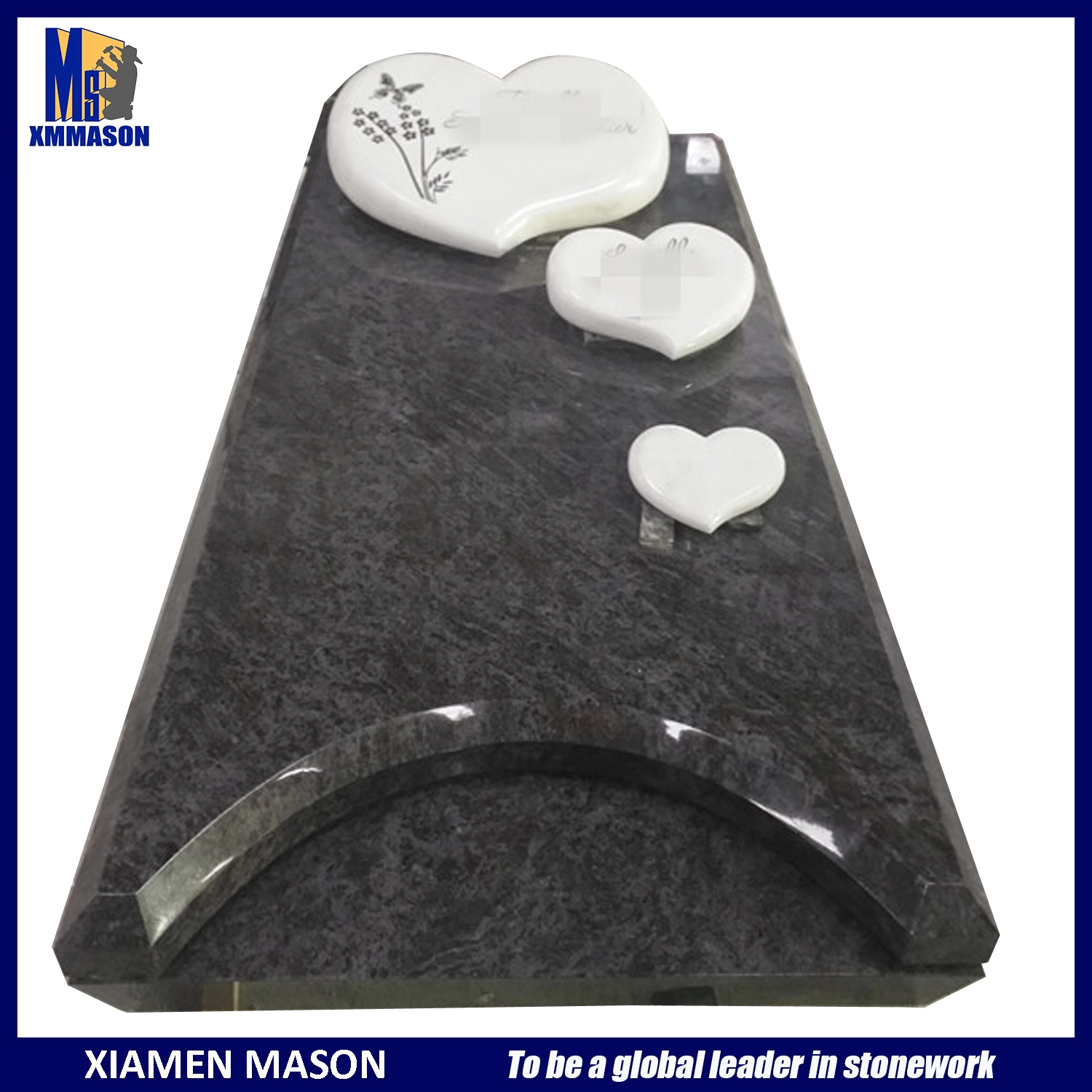 Lápida Mason personalizada con corazón tallado en mármol blanco y azul masa