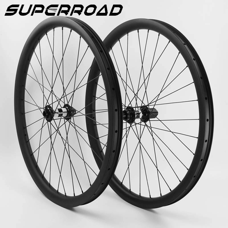 Juego de ruedas de bicicleta de montaña Superroad mejoradas Carbon XC Ruedas asimétricas sin cámara de 33 mm de profundidad con cubo DT
