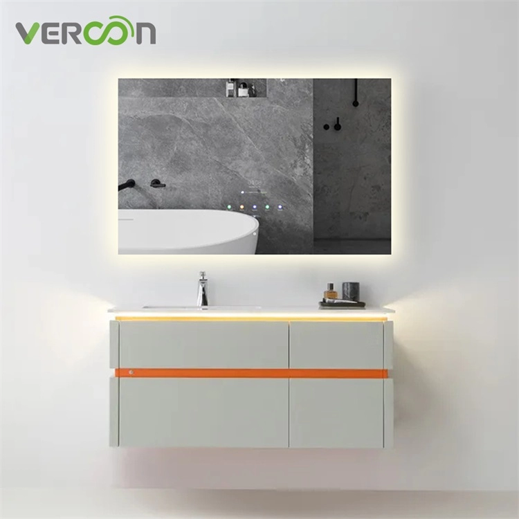 La pantalla táctil elegante impermeable modificó el espejo ligero llevado para requisitos particulares del cuarto de baño moderno
