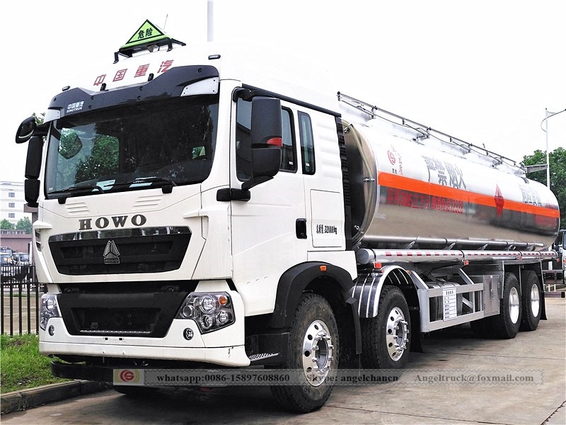 Camión de aceite de gasolina Aleación de aluminio 30500 litros HOWO