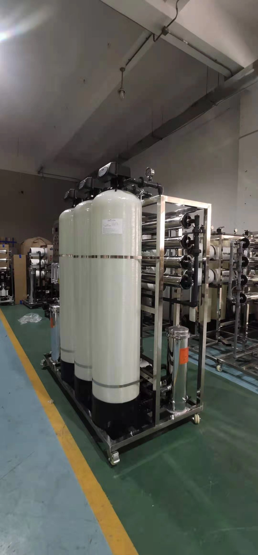 Nuevo equipo de tratamiento de agua de ósmosis inversa de sistema RO potable de purificación Industrial 99.8% actualizado
