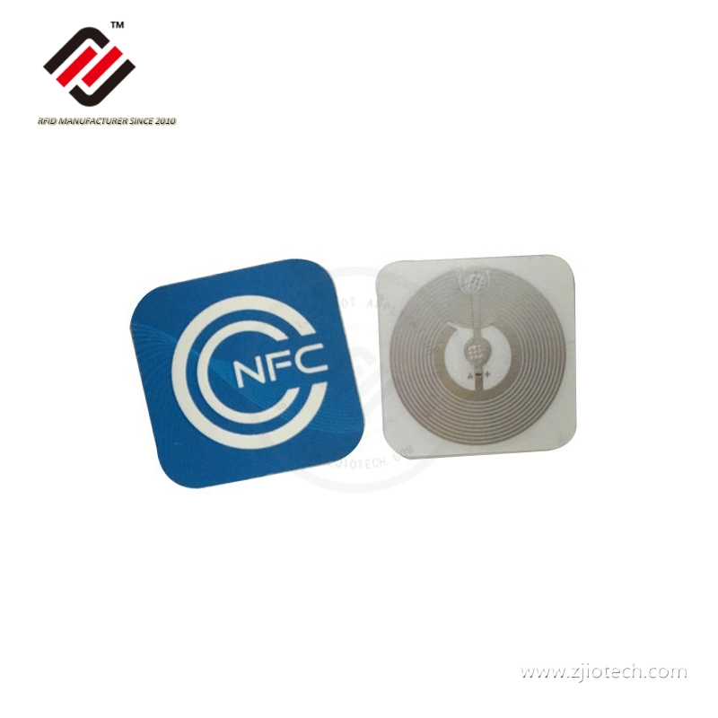 Papel impreso HF 13.56MHz NTAG213 Etiqueta adhesiva NFC