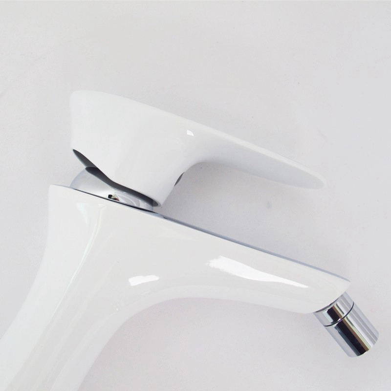 Mezclador de lavabo de bidé de cascada de latón blanco