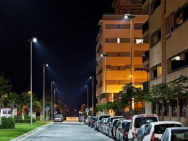 Farola solar LED para calle.