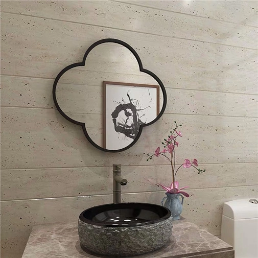 Espejo de tocador de baño de metal con flor de ciruelo