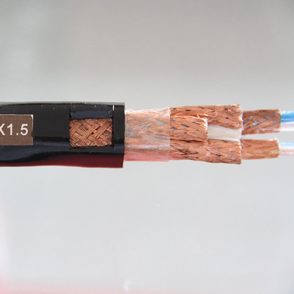 Cable de alimentación XLPE de cobre de 3x300 mm2