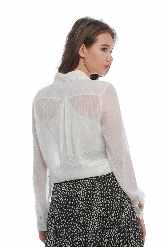 Blusa informal de gasa translúcida elegante blanca con lunares flocados y tapeta de encaje de manga larga para mujer