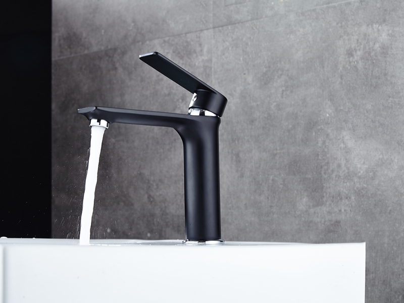 Modern & Contemporary Bathroom Sink Faucets