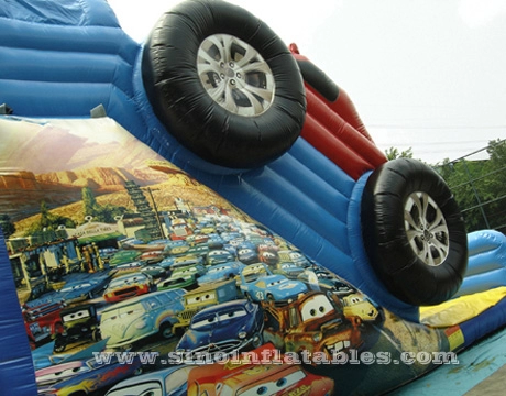 Tobogán inflable para niños con ruedas grandes de 21 'de altura con impresión completa para entretenimiento en el patio trasero