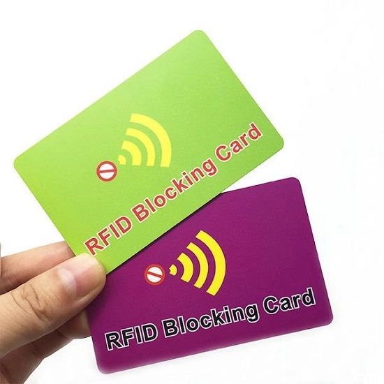 Tarjeta de bloqueo RFID para protección de tarjetas bancarias