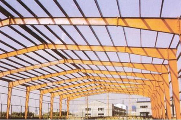 Fábrica de taller de estructura de acero ligero.