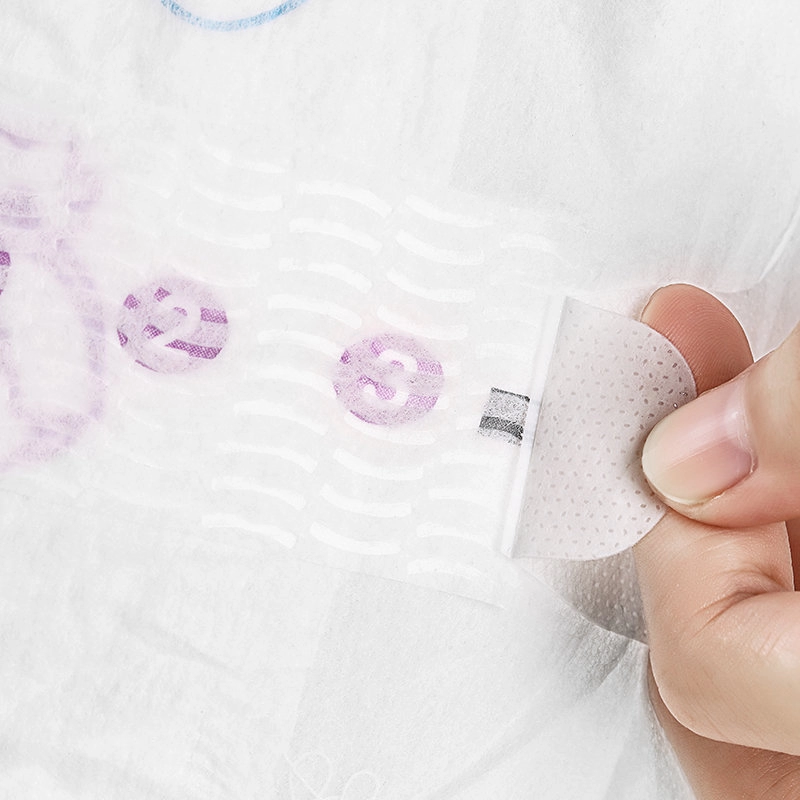 Tamaño recién nacido disponible respirable de los pañales del bebé de la serie de Hefeng Vietnam S 56 pedazos