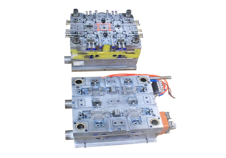 Fabricante de moldes profesional para cubiertas de condensadores de precisión.