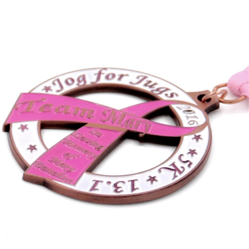 Medalla personalizada fabricante de cinta rosa recortada 5k